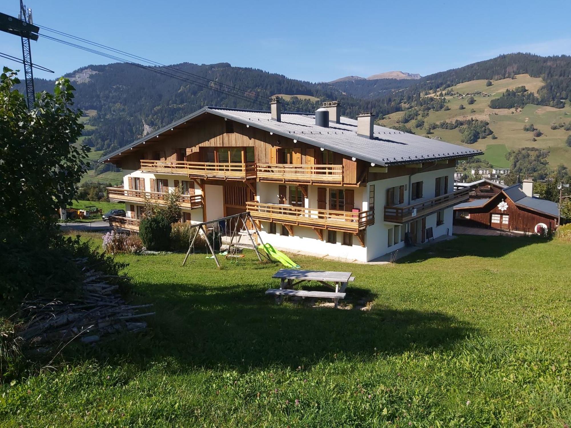 Monte-pente Apartment *